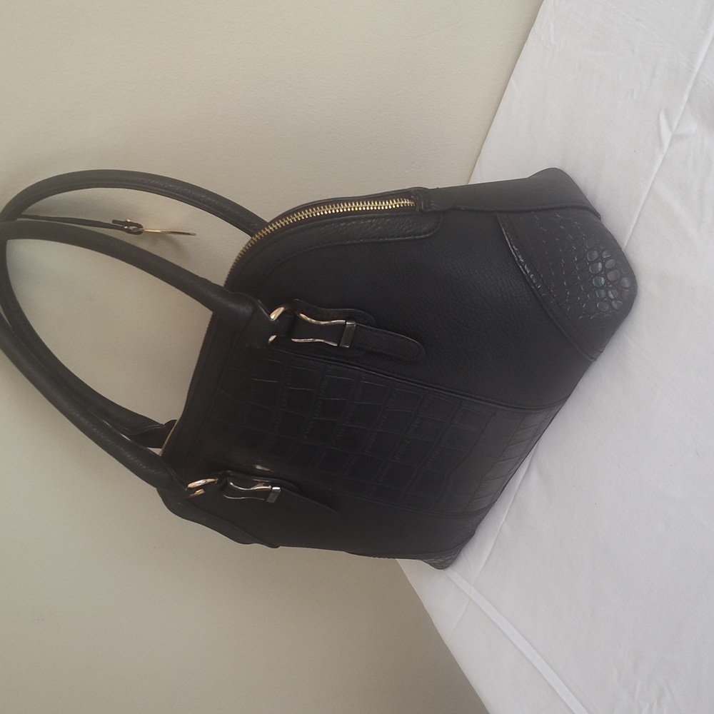 Sophisticated Black Satchel Bag